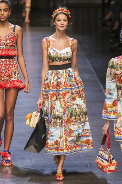 Dolce ve Gabbana gösterisi