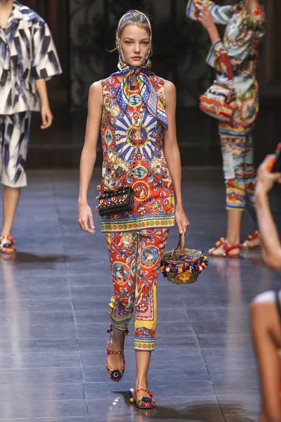 Dolce ve Gabbana gösterisi