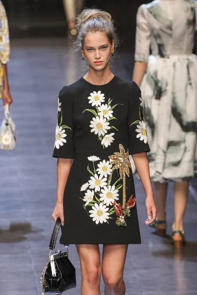 Dolce ve Gabbana gösterisi