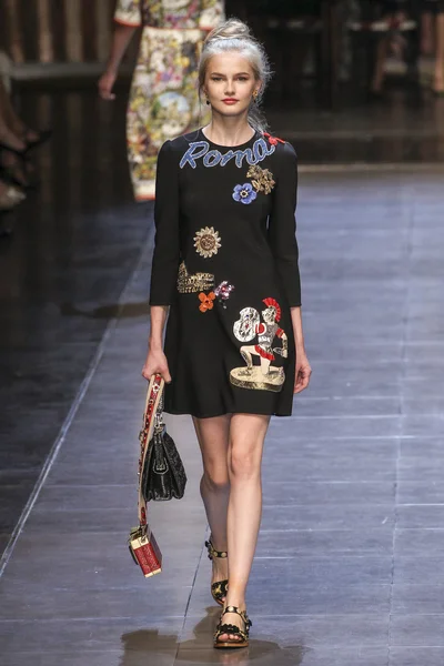 Dolce ve Gabbana gösterisi