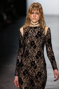 Tadashi Shoji 2016 Sonbaharı