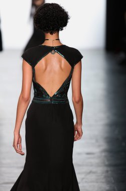 Tadashi Shoji 2016 Sonbaharı