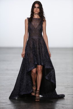 Tadashi Shoji 2016 Sonbaharı