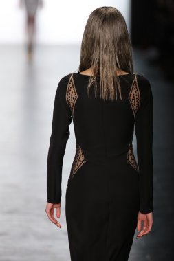 Tadashi Shoji 2016 Sonbaharı