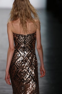 Tadashi Shoji 2016 Sonbaharı