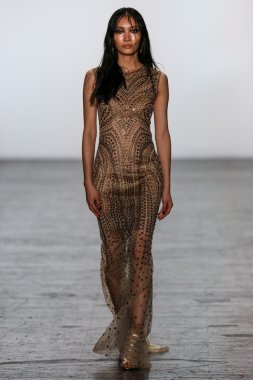 Tadashi Shoji 2016 Sonbaharı