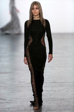 Tadashi Shoji 2016 Sonbaharı