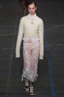 John Galliano gösteri