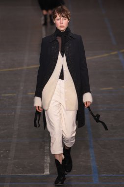 John Galliano gösteri