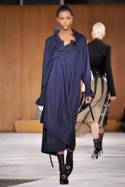 Loewe fashion show