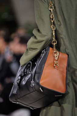 Loewe fashion show