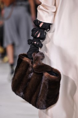 Loewe fashion show