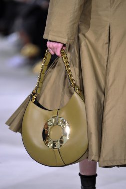 Loewe fashion show