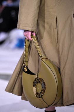 Loewe fashion show