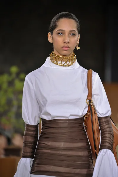 Loewe fashion show — Stockfoto