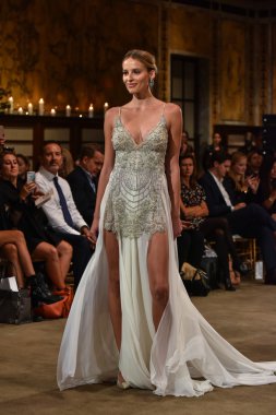 Galia Lahav Gelin Pist Gösterisi