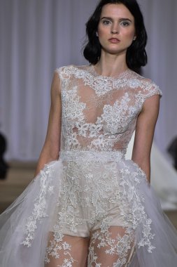 Ines Di Santo pist gösteri