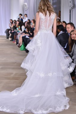 Ines Di Santo pist gösteri