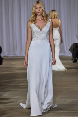 Ines Di Santo pist gösteri