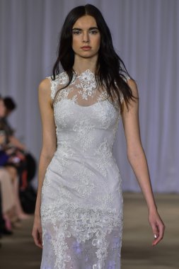 Ines Di Santo pist gösteri