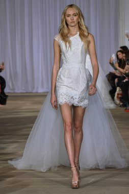 Ines Di Santo pist gösteri