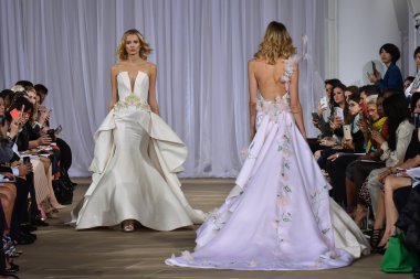 Ines Di Santo pist gösteri