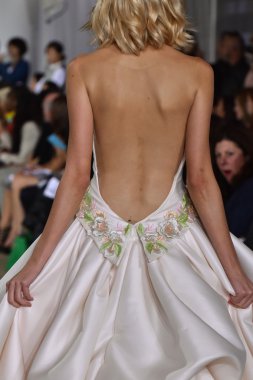 Ines Di Santo pist gösteri