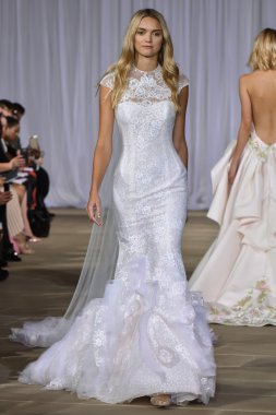 Ines Di Santo pist gösteri