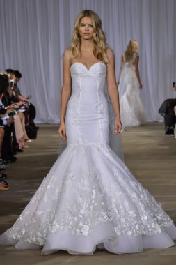 Ines Di Santo pist gösteri