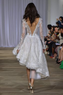 Ines Di Santo pist gösteri