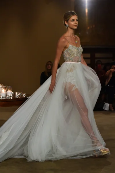 Galia Lahav Brude Runway Show - Stock-foto