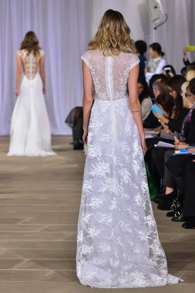 Ines Di Santo pist gösteri