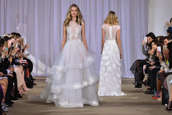 Ines Di Santo pist gösteri