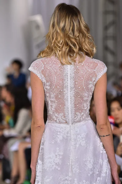 Ines Di Santo pist gösteri