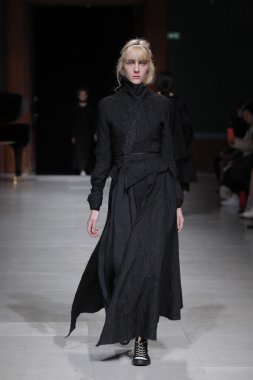 Paris Moda Haftası kapsamında Aganovich gösterisi