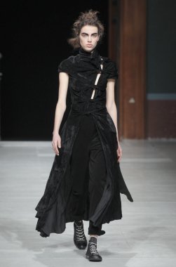 Paris Moda Haftası kapsamında Aganovich gösterisi