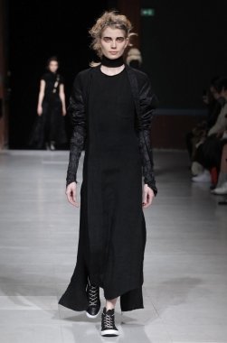 Paris Moda Haftası kapsamında Aganovich gösterisi