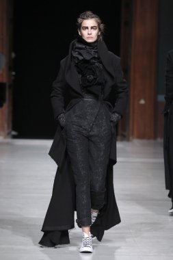 Paris Moda Haftası kapsamında Aganovich gösterisi