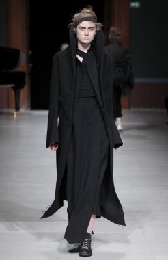 Paris Moda Haftası kapsamında Aganovich gösterisi