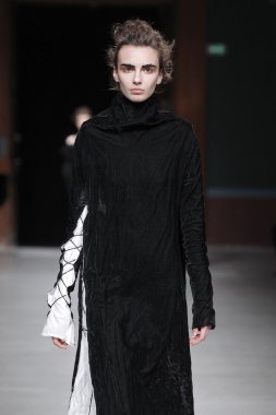 Paris Moda Haftası kapsamında Aganovich gösterisi