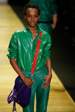 Paris Moda Haftası kapsamında Barbara Bui gösterisi