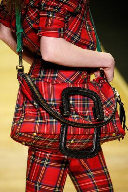 Paris Moda Haftası kapsamında Barbara Bui gösterisi