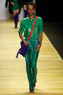 Paris Moda Haftası kapsamında Barbara Bui gösterisi