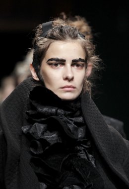 Paris Moda Haftası kapsamında Aganovich gösterisi