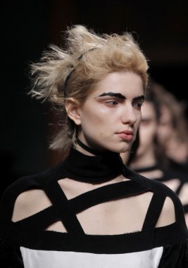 Paris Moda Haftası kapsamında Aganovich gösterisi