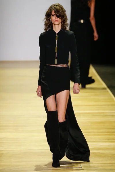 Barbara Bui Visa som en del av Paris Fashion Week — Stockfoto