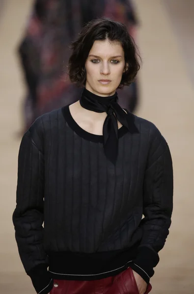 Chloe show as part of the Paris Fashion Week — Zdjęcie stockowe