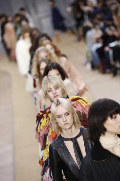 Chloe show as part of the Paris Fashion Week — Stock Fotó