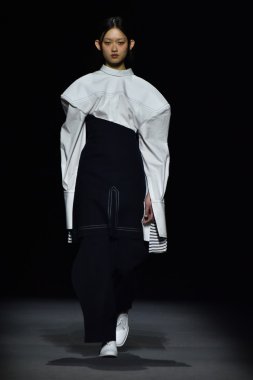 Paris Moda Haftası kapsamında Jacquemus gösterisi