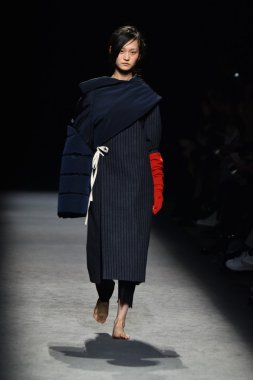 Paris Moda Haftası kapsamında Jacquemus gösterisi